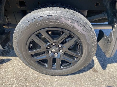Certified 2023 Chevrolet Silverado 1500 Custom Trail Boss AWD/4WD image 28