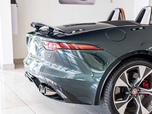 Used 2023 Jaguar F-TYPE R-Dynamic AWD/4WD image 12