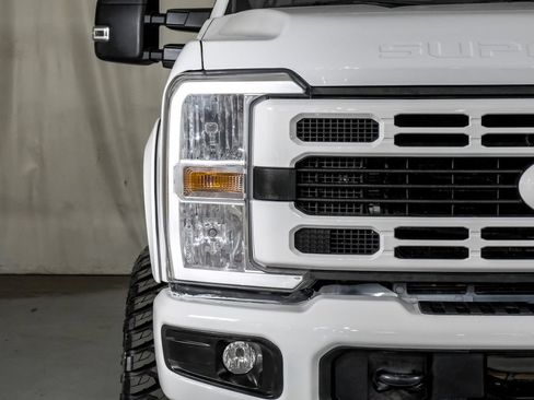 Used 2024 Ford F250 XLT w/ FX4 Off-Road Package AWD/4WD image 39