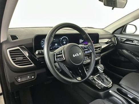 Used 2024 Kia Seltos S AWD/4WD image 13