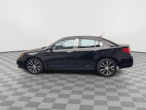 Used 2012 Chrysler 200 S image 29