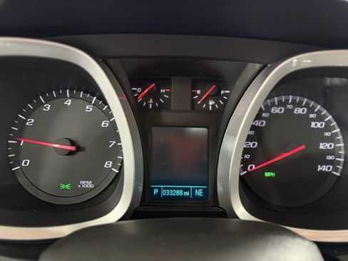 Used 2017 Chevrolet Equinox LT w/ Midnight Edition image 15