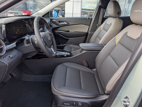 New 2026 Chevrolet Trax ACTIV w/ Driver Confidence Package image 13