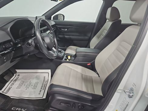 Used 2023 Honda CR-V Sport Touring image 9