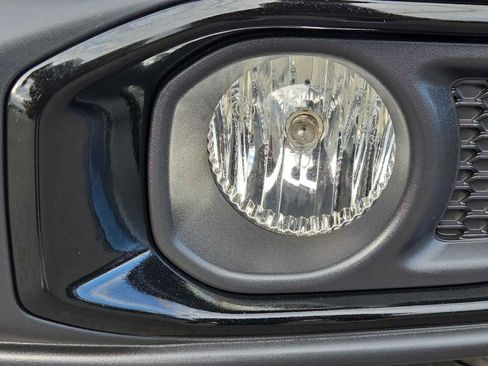 Used 2021 Jeep Wrangler Unlimited Sahara image 12