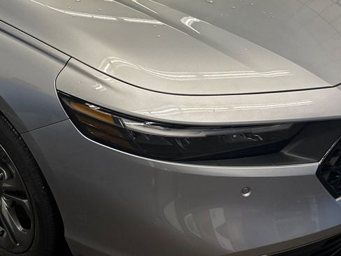 New 2025 Honda Accord EX-L image 30