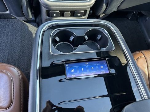 Used 2022 Lincoln Navigator Reserve image 14