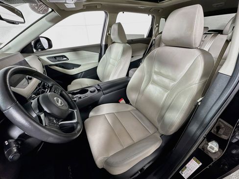 Used 2024 Nissan Rogue SL w/ SL Premium Package AWD/4WD image 15