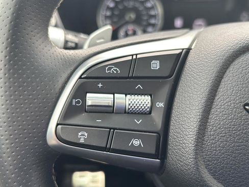 Certified 2025 Genesis G70 2.5T w/ Sport Prestige Package image 26