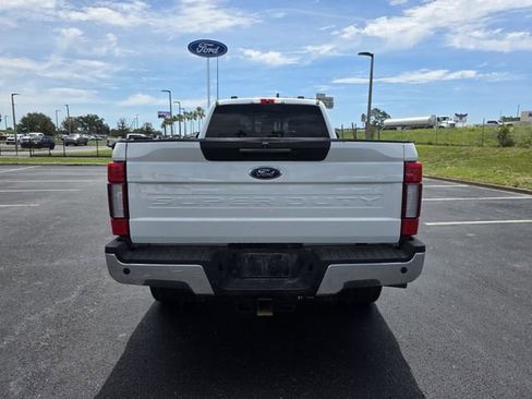 Used 2021 Ford F350 Lariat w/ Lariat Ultimate Package AWD/4WD image 6