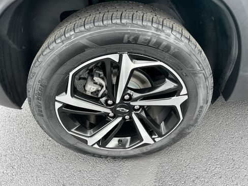 Used 2022 Chevrolet TrailBlazer RS AWD/4WD image 9
