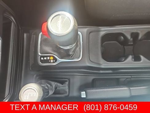 Used 2023 Jeep Gladiator Sport AWD/4WD image 25