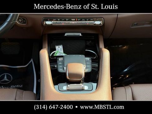 Used 2024 Mercedes-Benz GLS 450 4MATIC image 17