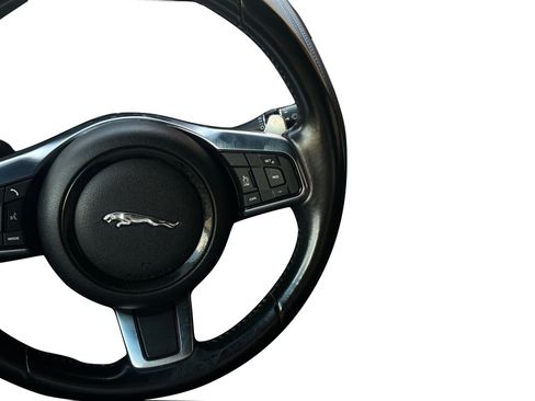 Used 2019 Jaguar F-TYPE Convertible image 27