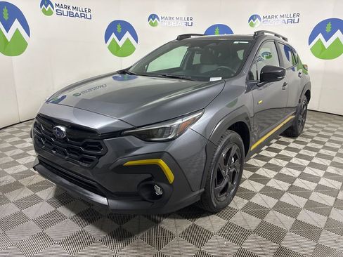 Used 2025 Subaru Crosstrek 2.5i Sport w/ Crosstrek Mirror Package AWD/4WD image 3