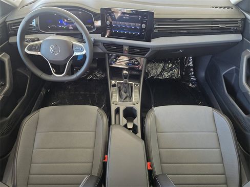 New 2026 Volkswagen Jetta SE image 19