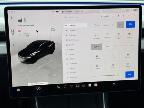Used 2026 Tesla Model Y 2WD image 23