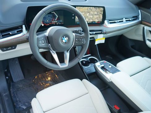 New 2026 BMW X1 xDrive28i w/ Technology Package image 13