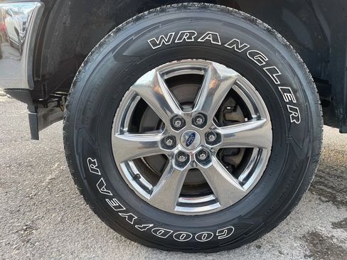 Used 2018 Ford F150 XLT w/ XTR Package image 30