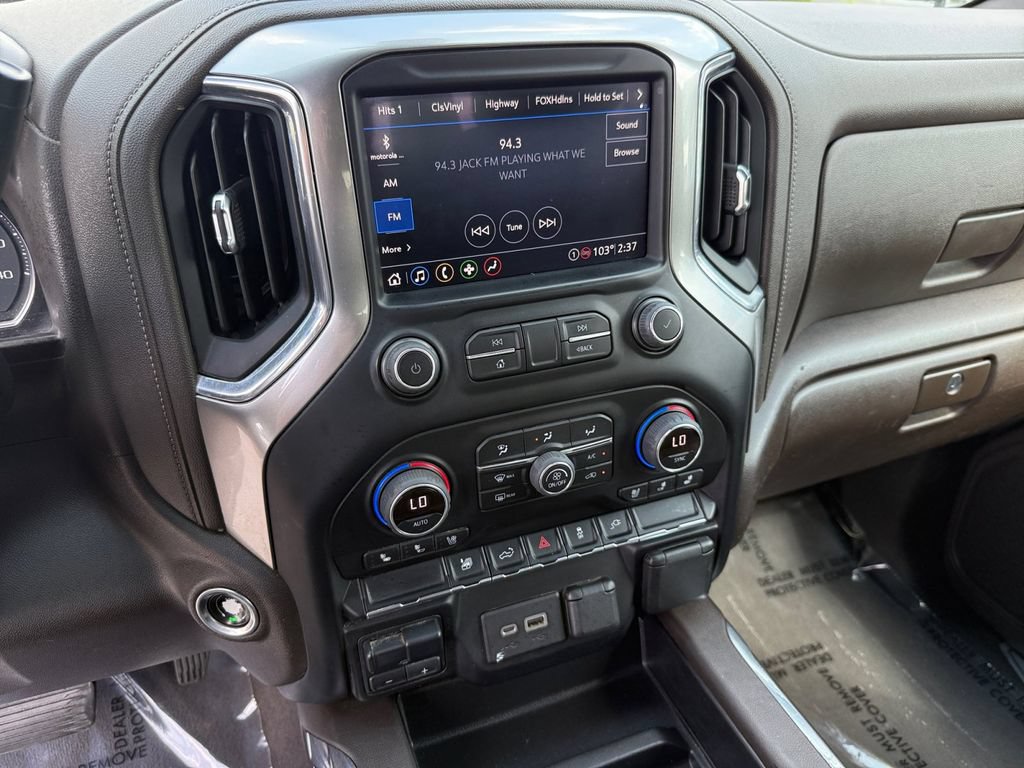 Used 2022 Chevrolet Silverado 2500 LTZ w/ LTZ Convenience Package AWD/4WD image 18
