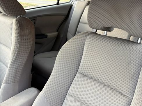 Used 2010 Honda Insight EX image 14