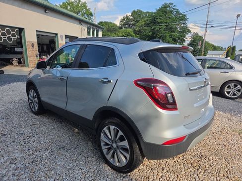 Used 2020 Buick Encore Preferred w/ Safety Package AWD/4WD image 4