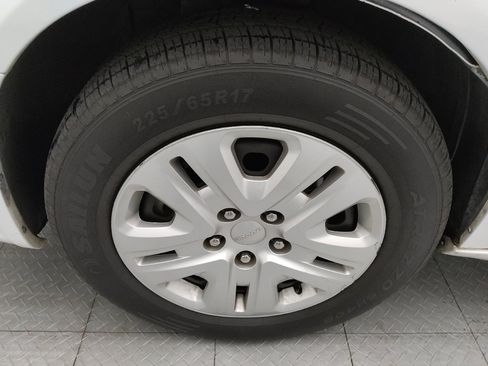 Used 2018 Dodge Grand Caravan SE w/ UConnect Hands-Free Group image 31