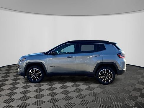 Used 2023 Jeep Compass Limited AWD/4WD image 4