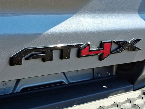 Certified 2024 GMC Canyon AT4X w/ AT4X AEV Edition AWD/4WD image 35