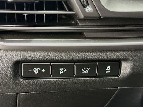 Used 2025 Kia Telluride S AWD/4WD image 17