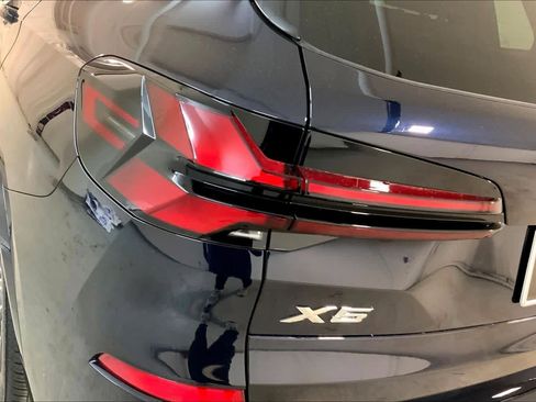 New 2026 BMW X5 xDrive40i w/ M Sport Package image 14