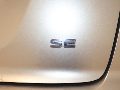 Used 2025 Mitsubishi Eclipse Cross SE AWD/4WD image 34