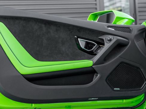 Used 2023 Lamborghini Huracan EVO image 21