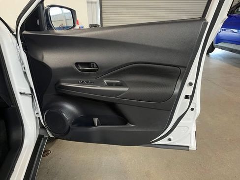 Used 2024 Nissan Kicks S FWD image 12