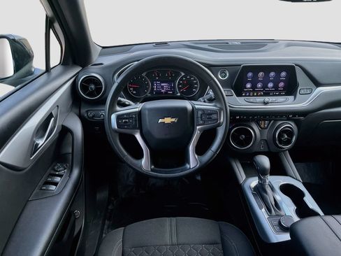 Used 2022 Chevrolet Blazer LT FWD image 21