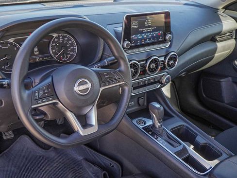 Used 2024 Nissan Sentra SV image 9