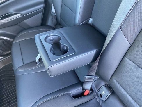 New 2026 Chevrolet Equinox EV LT image 24