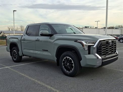 New 2026 Toyota Tundra SR5 image 3