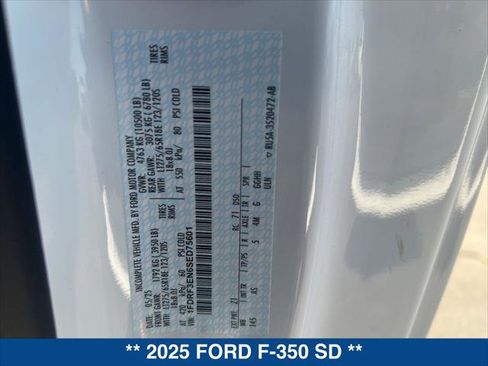 New 2025 Ford F350 XL w/ XL Chrome Package RWD image 18