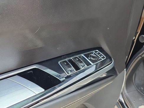 Certified 2025 Cadillac Escalade V w/ LPO, ONYX Package AWD/4WD image 8