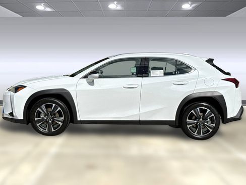 New 2026 Lexus UX 300h FWD image 2