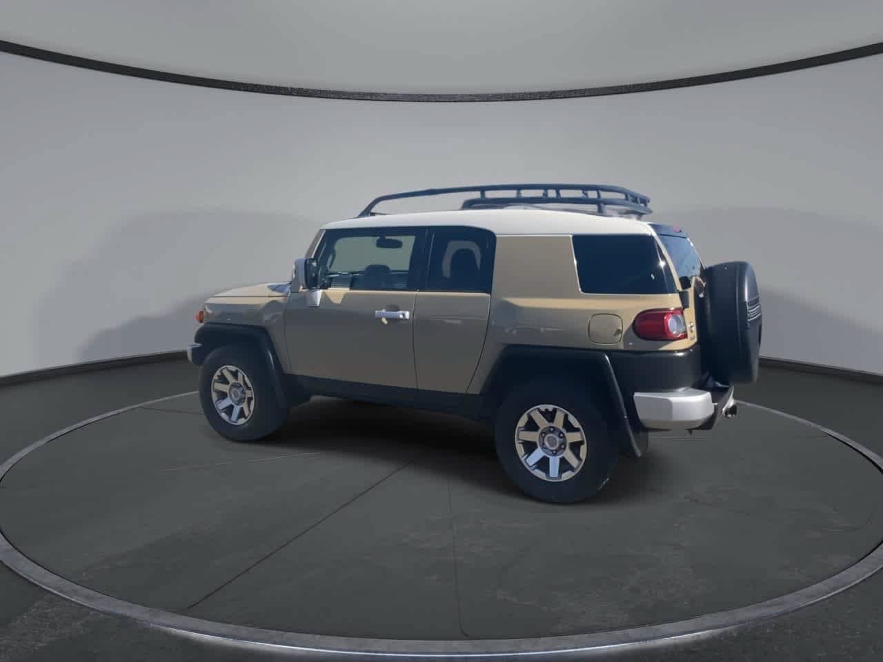 Used 2014 Toyota FJ Cruiser 4WD w/ Upgrade Package image 6