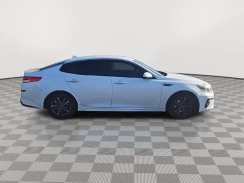 Used 2019 Kia Optima LX image 9