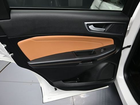 Used 2024 Ford Edge Titanium w/ Titanium Elite Package image 29