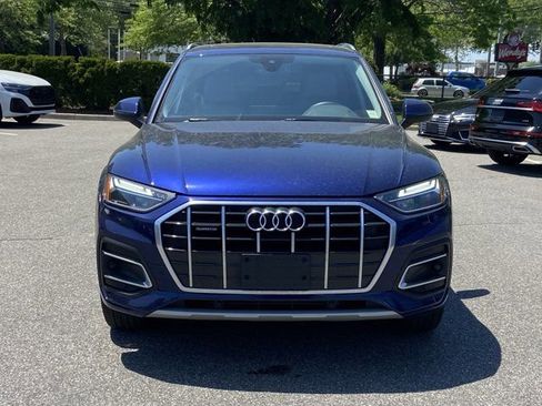 Used 2023 Audi Q5 2.0T Premium w/ Convenience Package AWD/4WD image 2