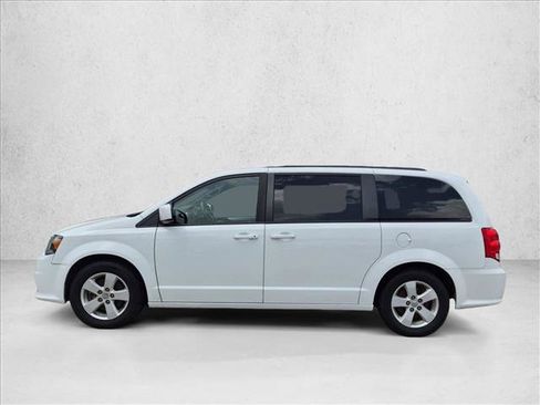 Used 2018 Dodge Grand Caravan GT FWD image 8