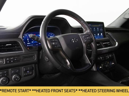 Used 2023 Chevrolet Suburban RST w/ Luxury Package image 5