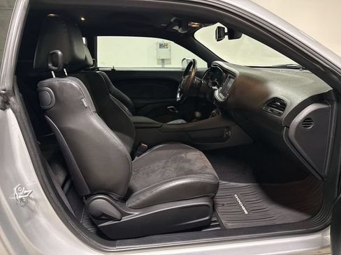 Used 2019 Dodge Challenger R/T w/ Plus Package RWD image 21