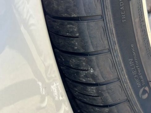 Used 2005 Cadillac XLR RWD image 27