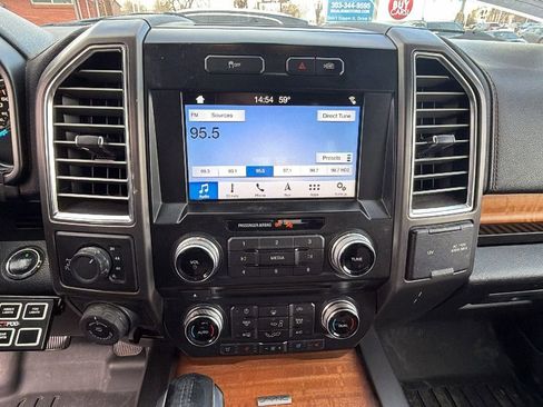 Used 2016 Ford F150 Limited w/ Trailer Tow Package image 31